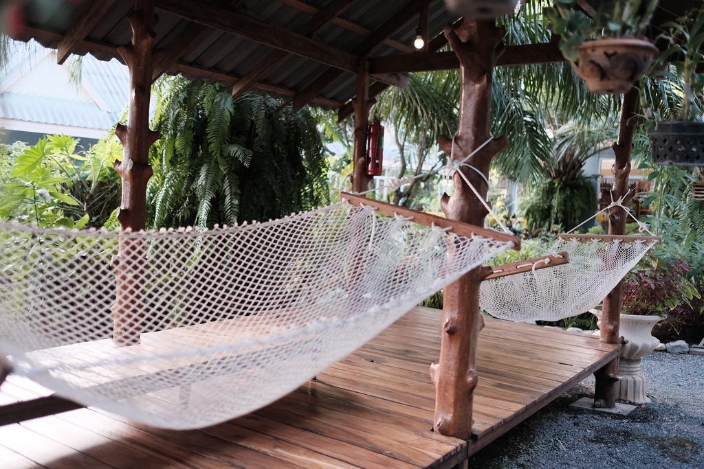 Le Pes Villas Khanom Bagian luar foto