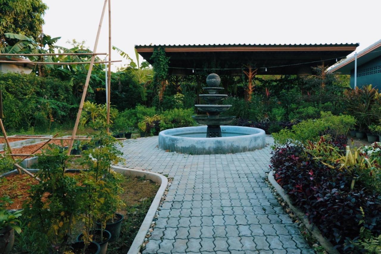 Le Pes Villas Khanom Bagian luar foto